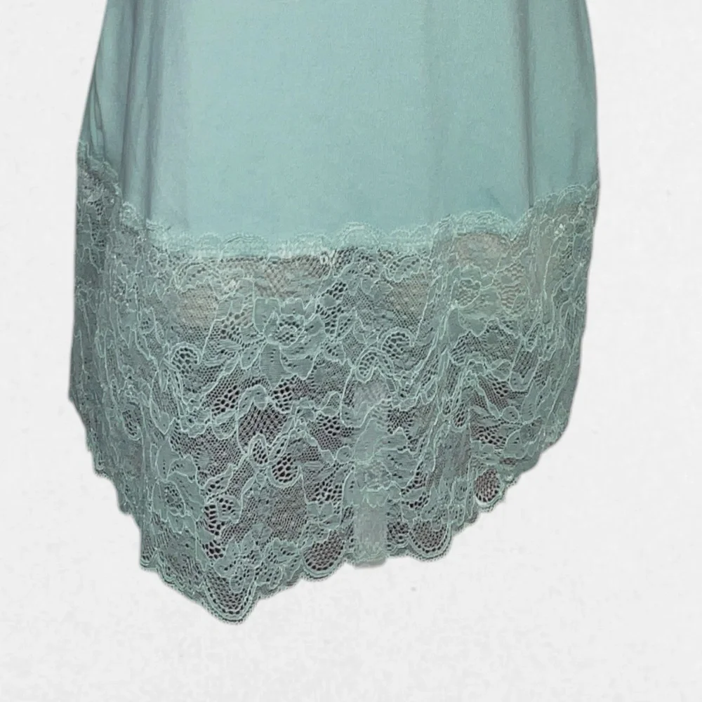 Y2K Liv & Piper Mint Green Lace Trim Racerback Tank Top Small Scoop Neck Tunic - Picture 2 of 6